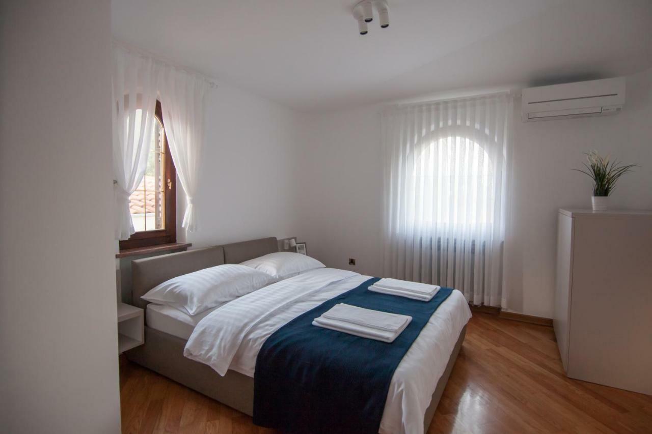 Villa Royale Krk Town Esterno foto